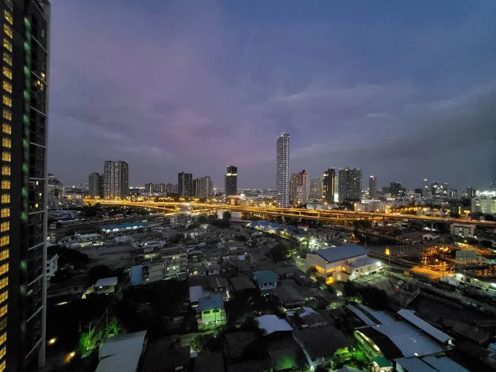 2 Bedroom condo in Aspire Sukhumvit 48