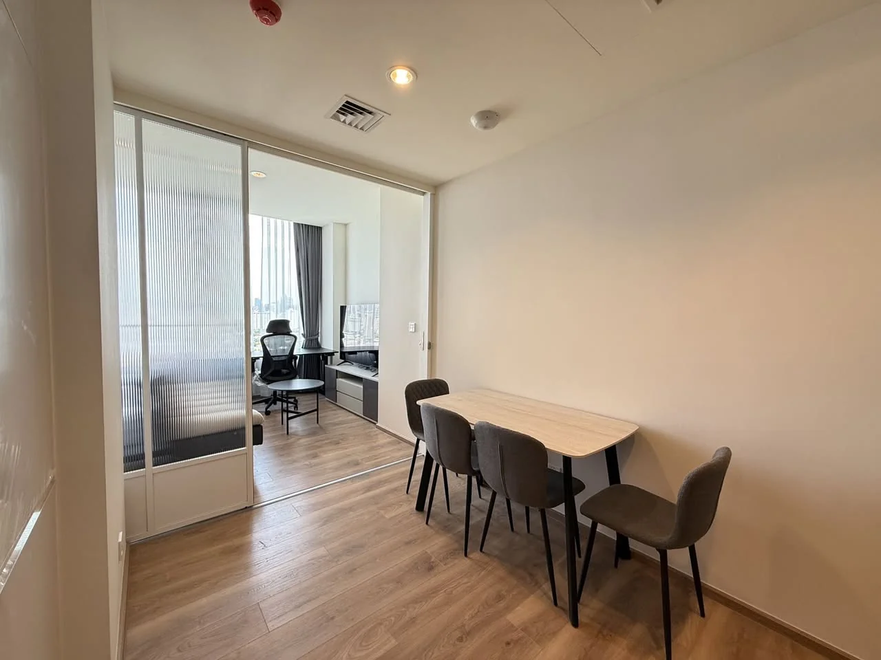 1 Bedroom condo in Noble Form Thonglor