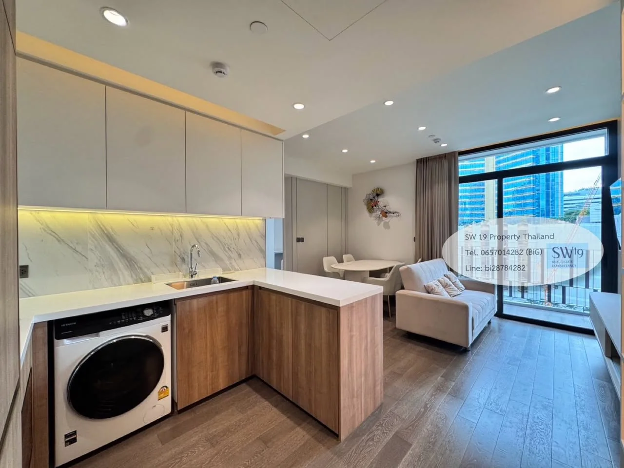 2 Bedroom condo in MUNIQ Sukhumvit 23