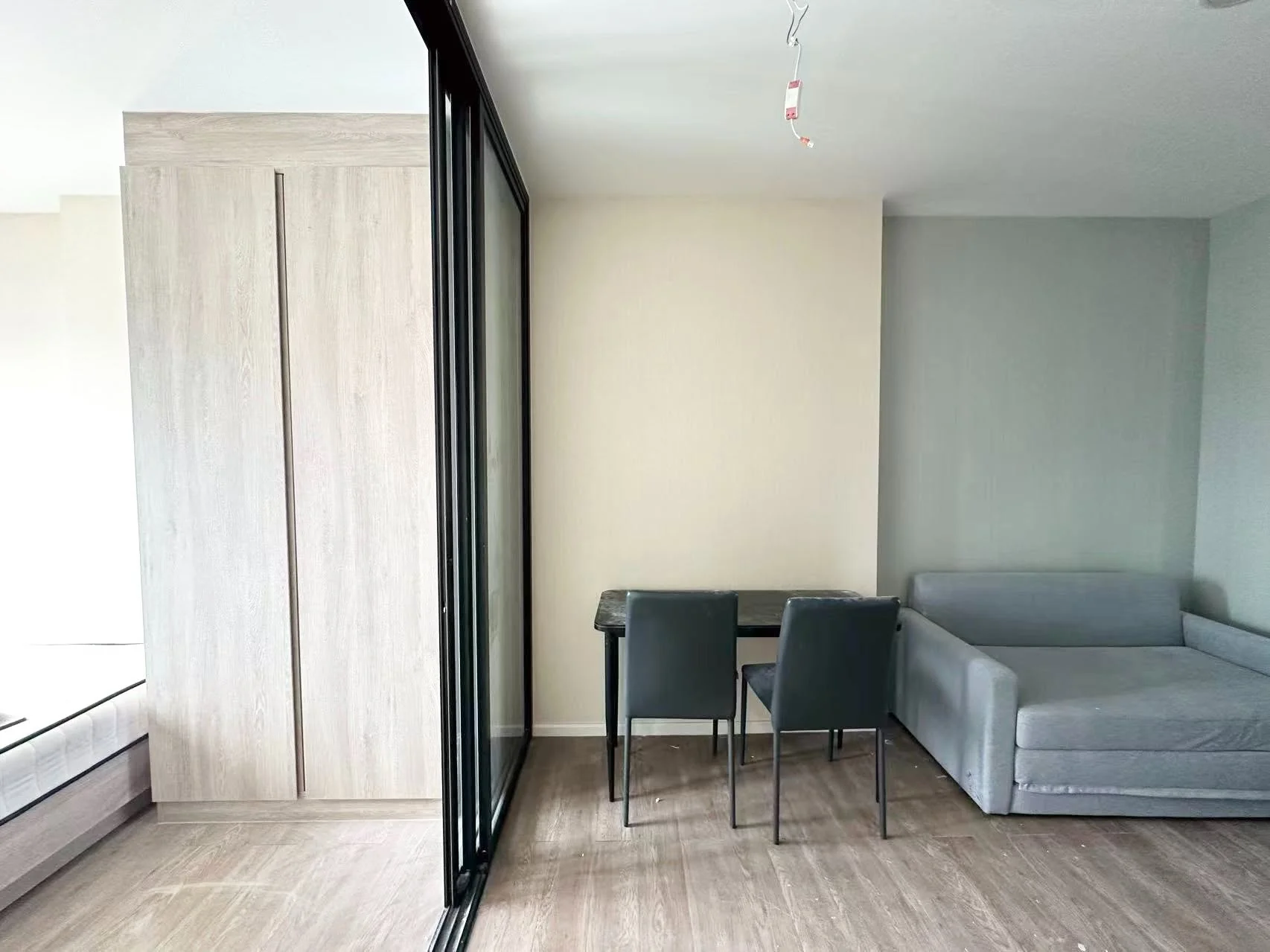 1 Bedroom condo in Modiz Sukhumvit 50