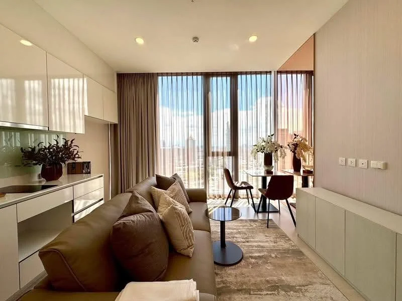 2 Bedroom condo in Mazarine Ratchayothin
