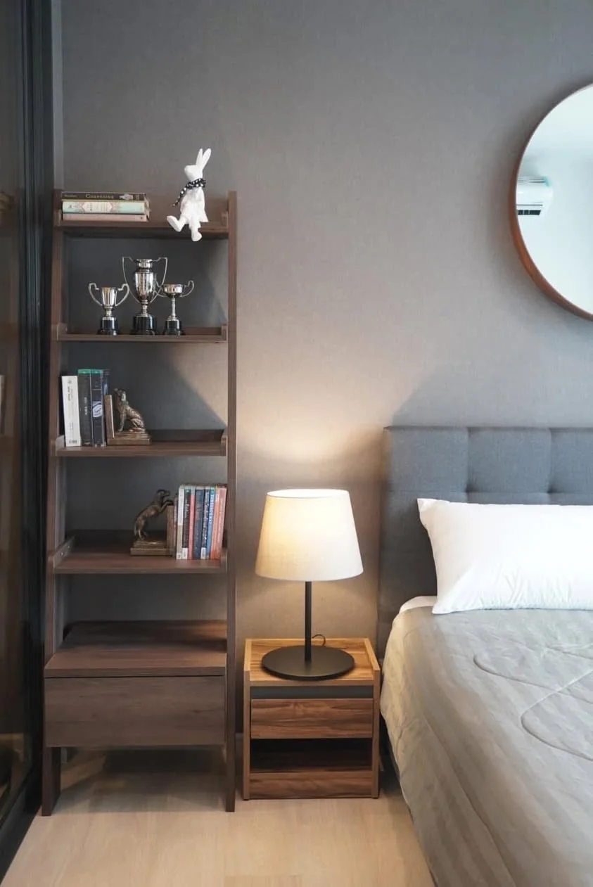 1 Bedroom condo in Life One Wireless