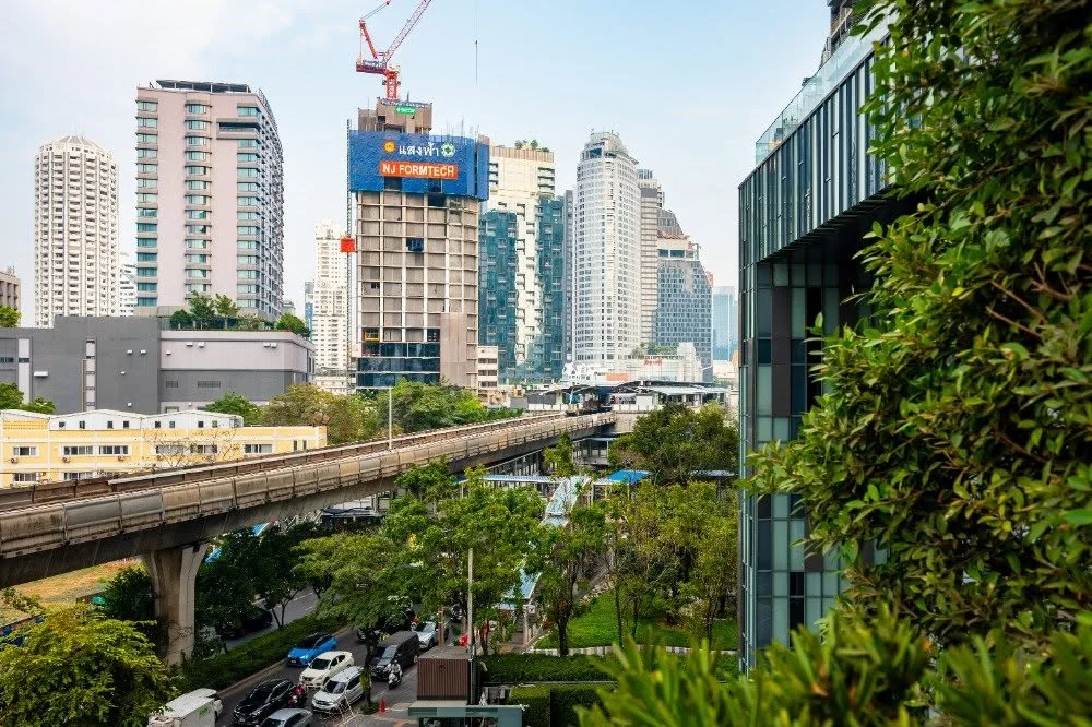 2 Bedroom condo in The Crest Sukhumvit 34