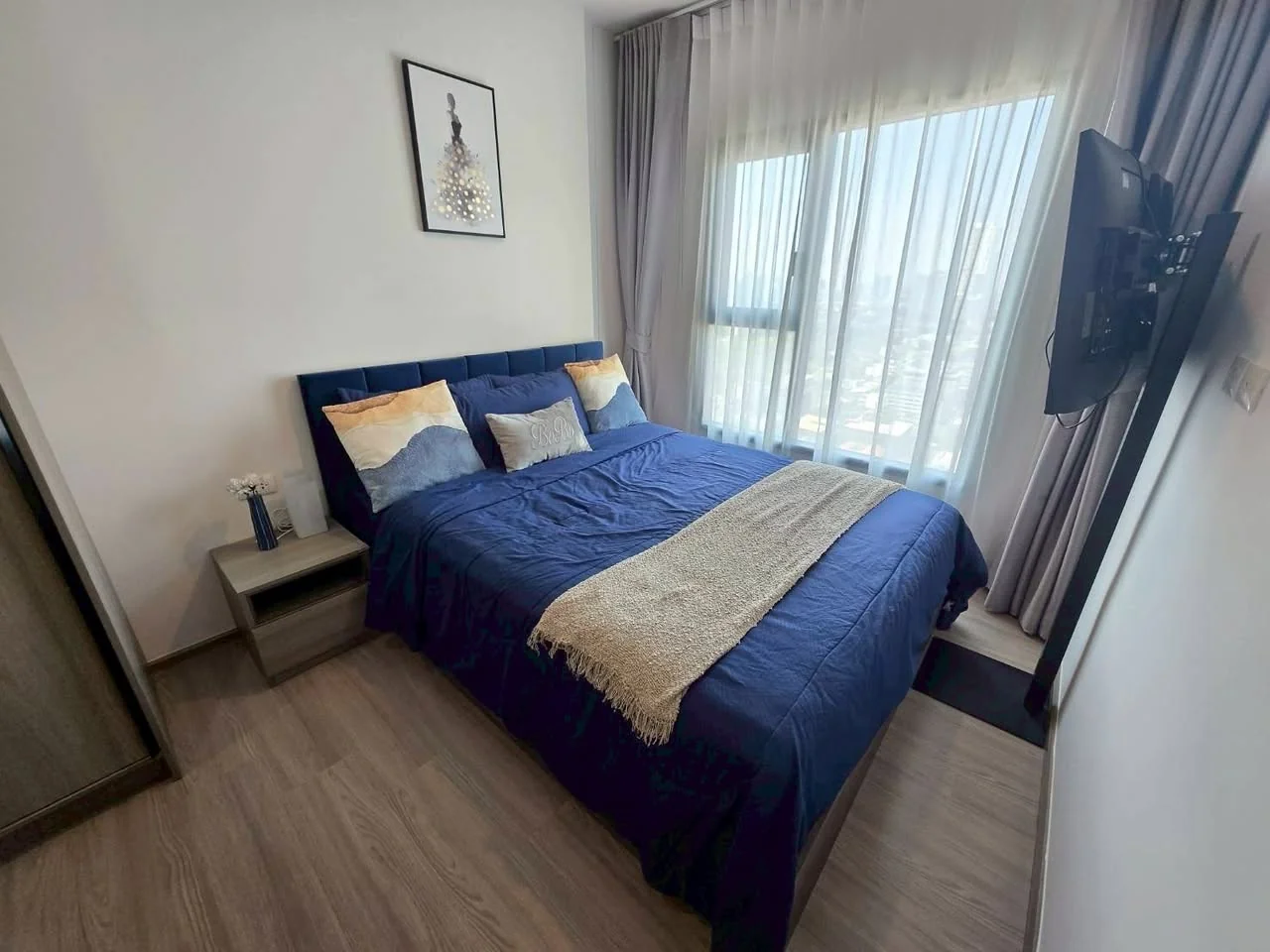 1 Bedroom condo in The Base Phetchaburi-Thonglor