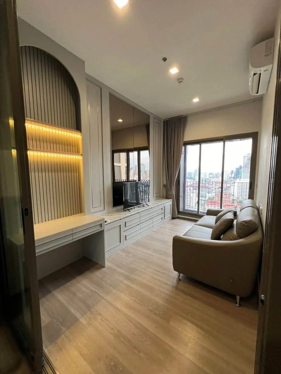 1 Bedroom condo in Rhythm Charoenkrung Pavillion