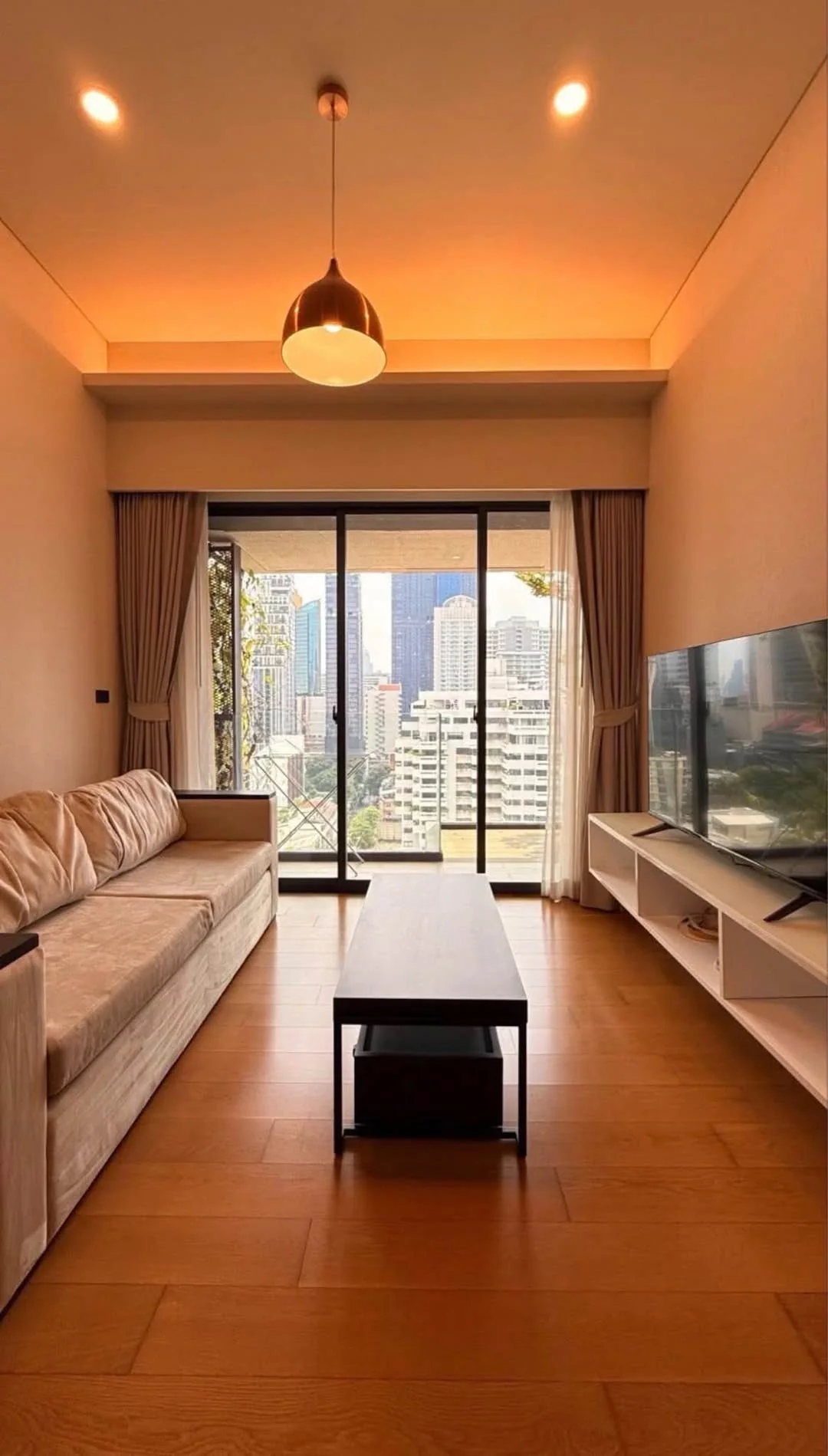 2 Bedroom condo in Siamese Exclusive Sukhumvit 31