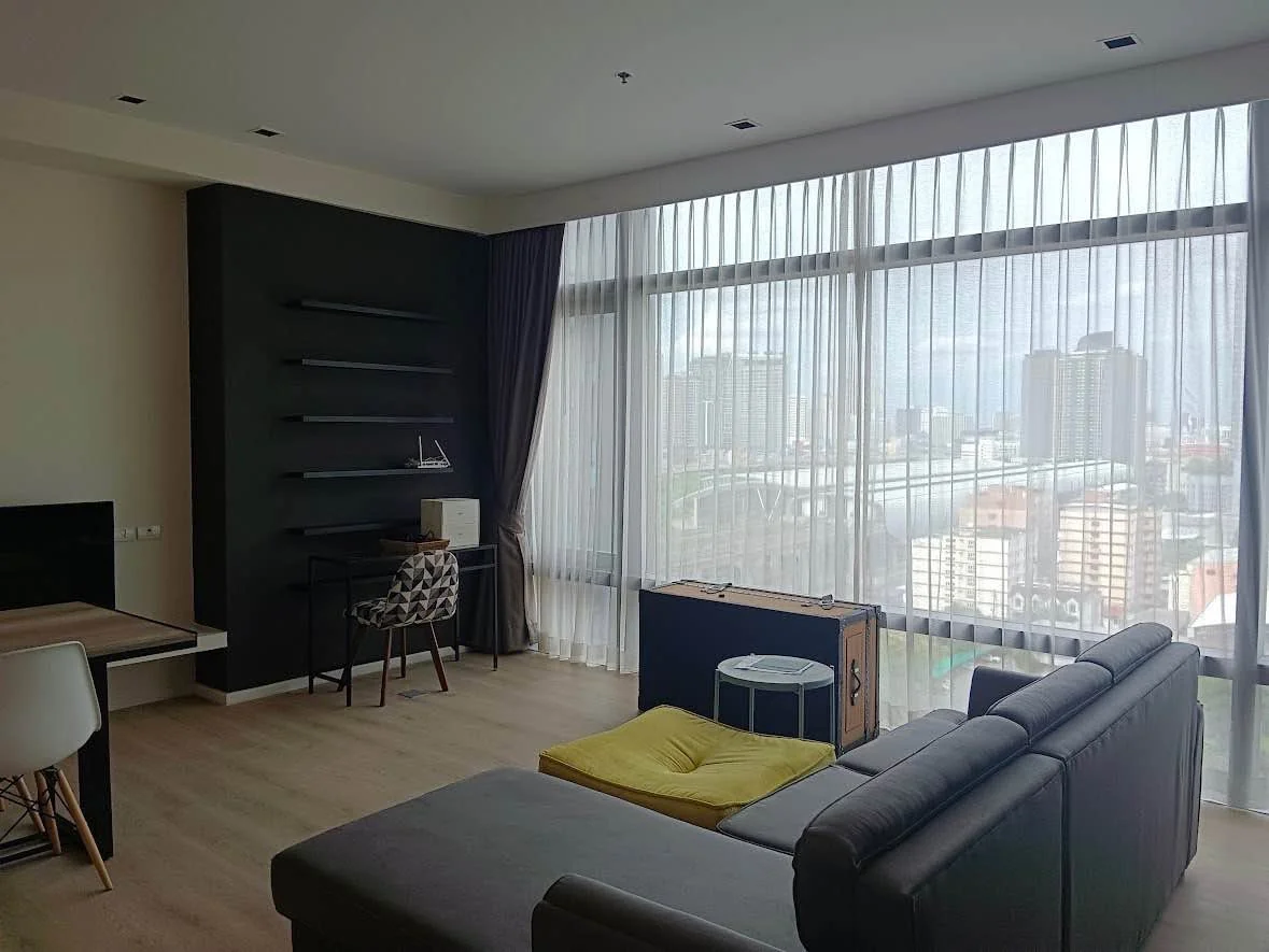 2 Bedroom condo in Circle Living Prototype