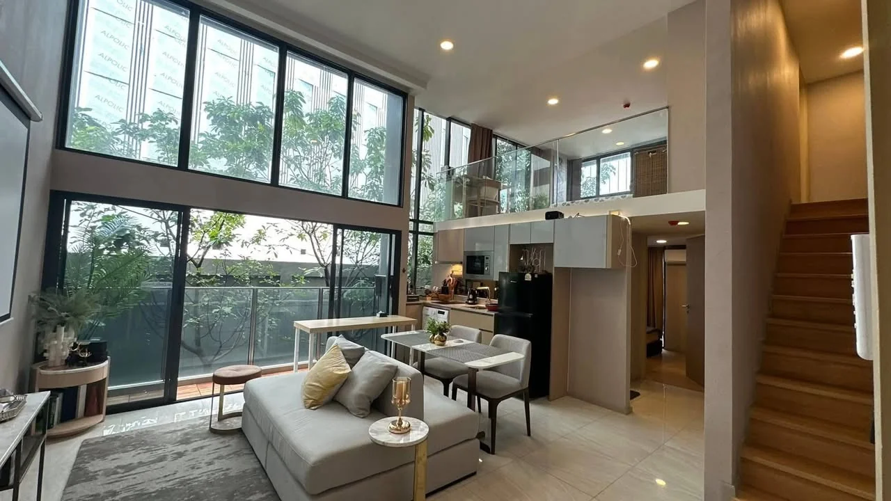 2 Bedroom condo in Walden Asoke