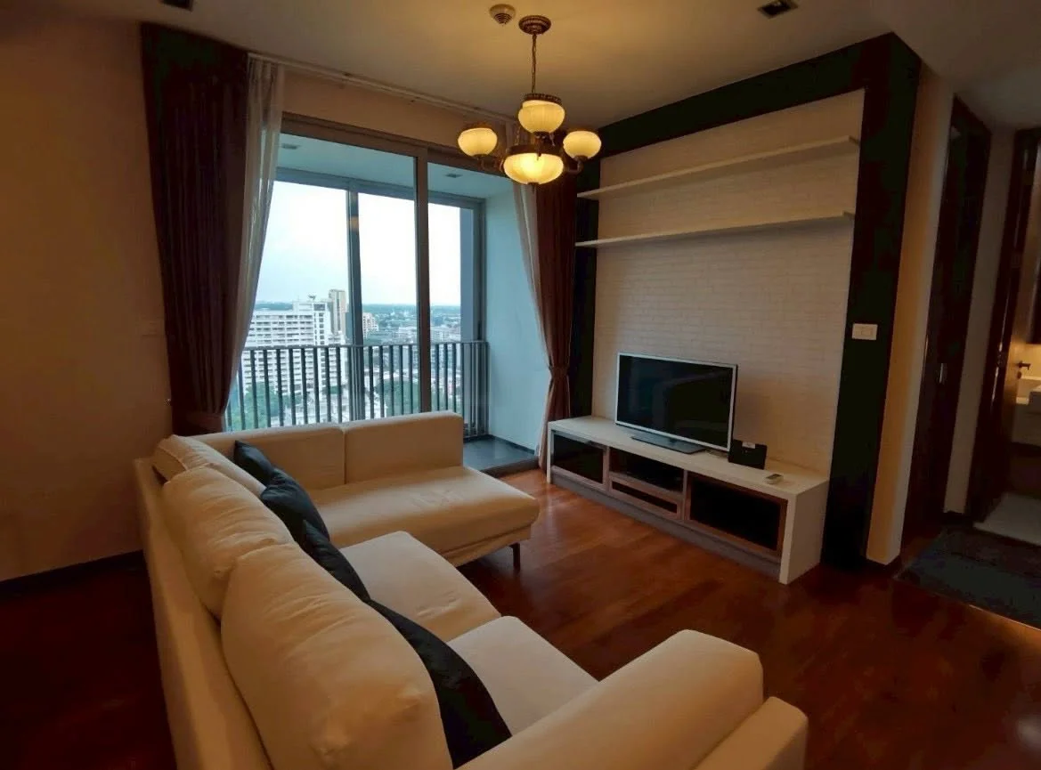 2 Bedroom condo in ASHTON Morph 38