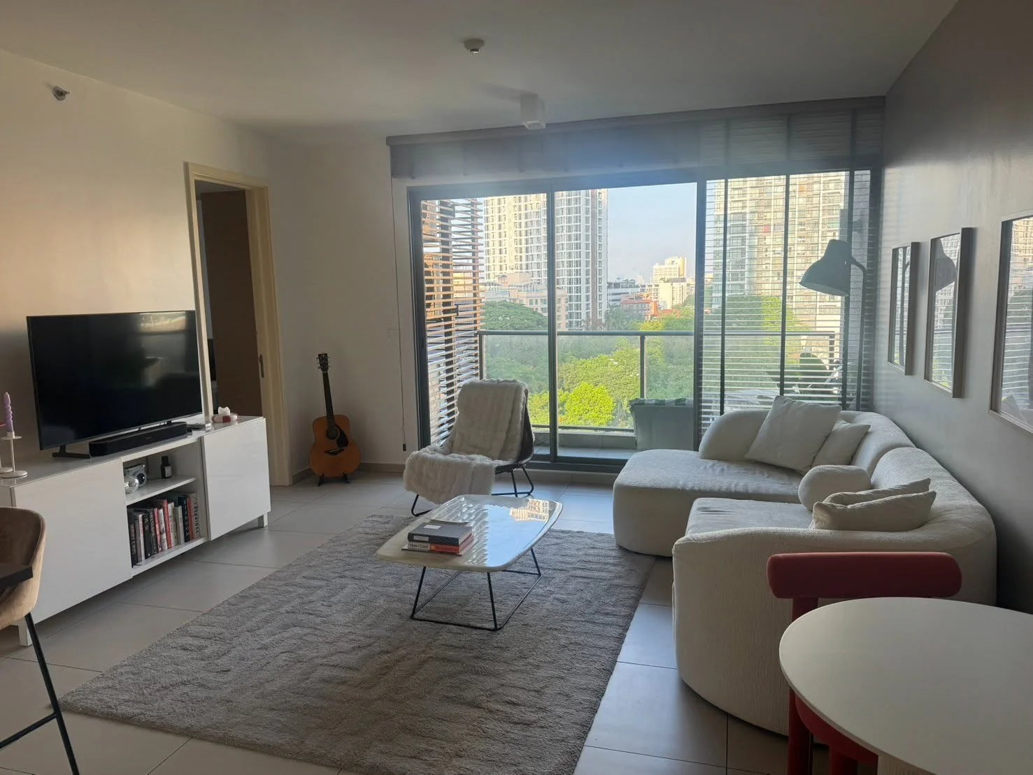 2 Bedroom condo in The Lofts Ekkamai