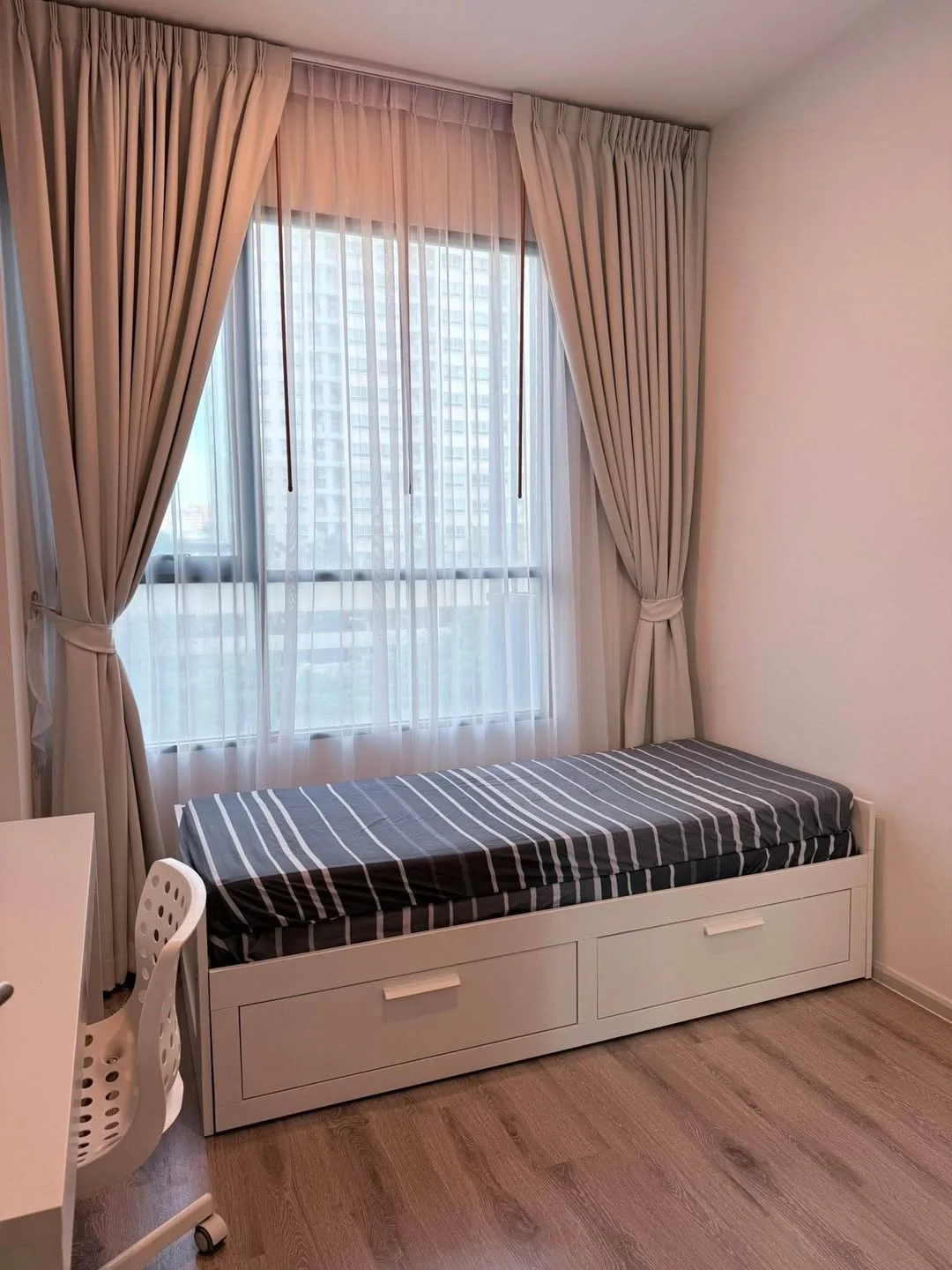 2 Bedroom condo in KnightsBridge Collage Ramkhamhaeng