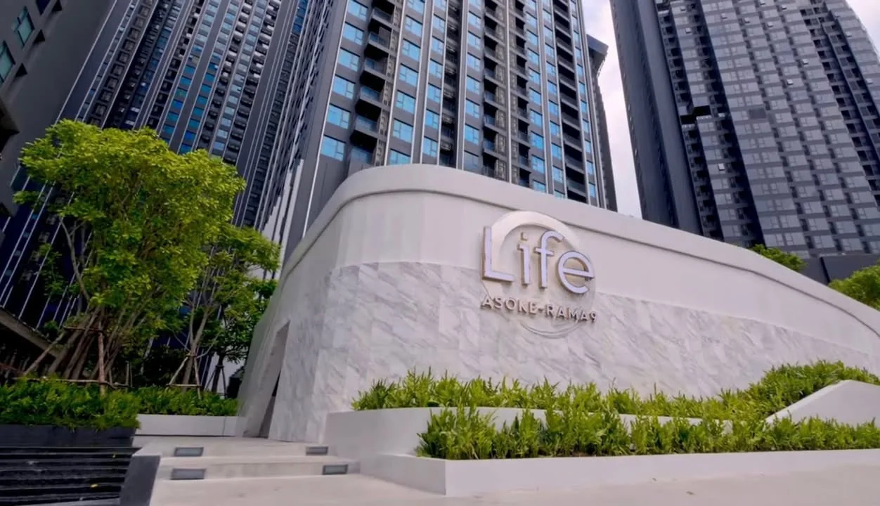 1 Bedroom condo in Life Asoke-Rama 9