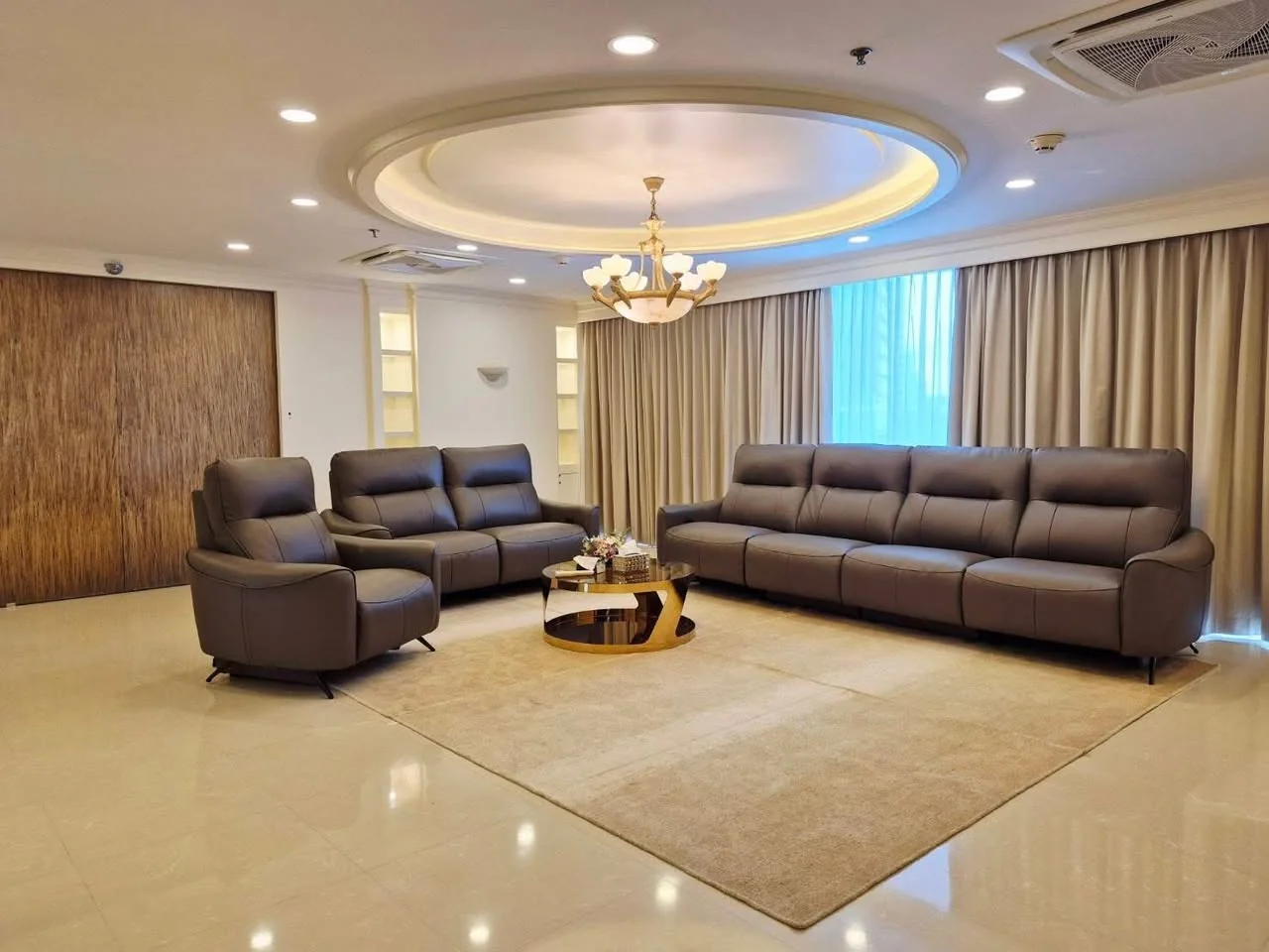 3 Bedroom condo in Lumpini Park View