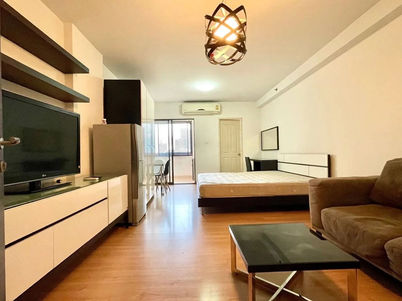 1 Bedroom condo in Supalai City Resort Ramkhamhaeng