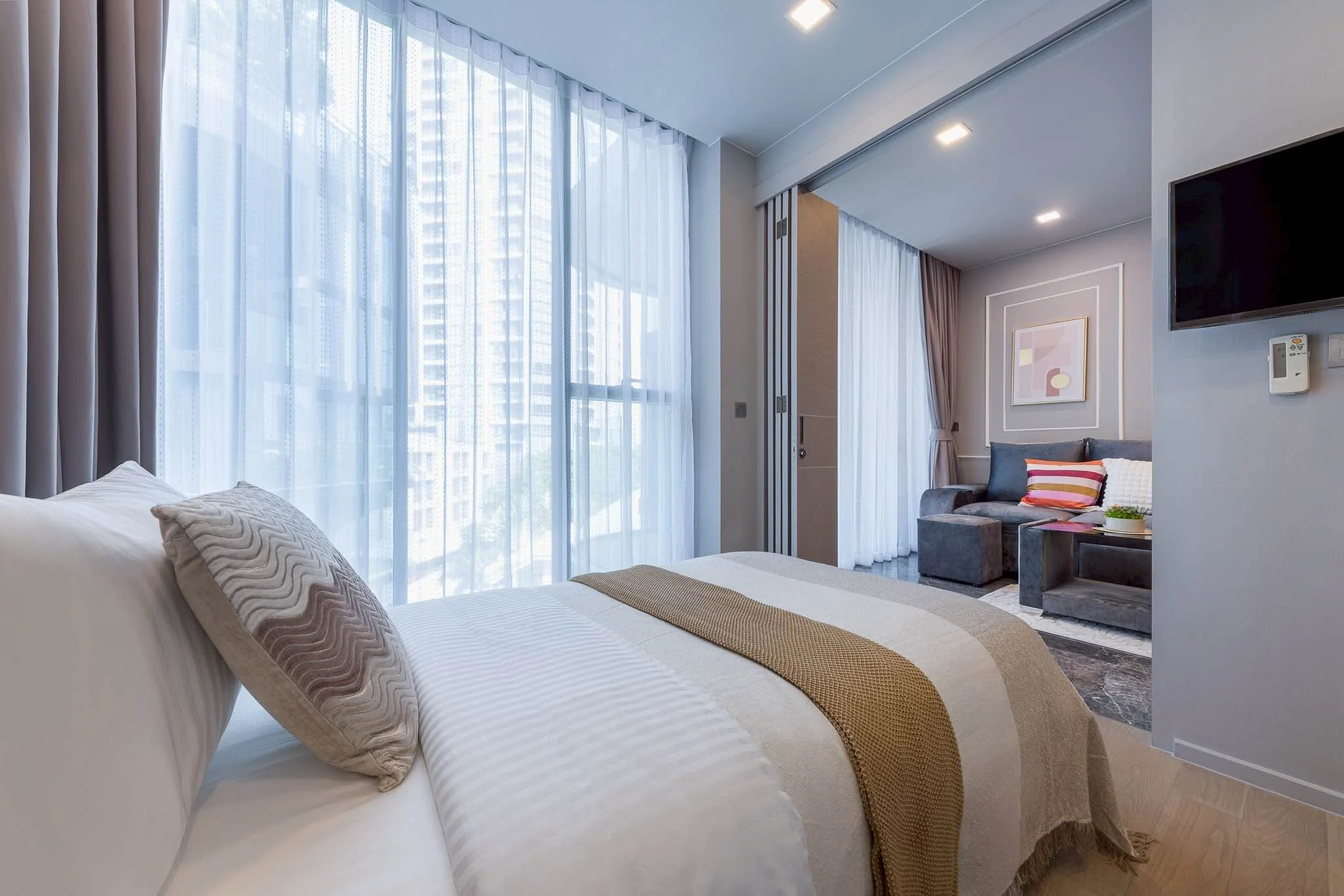 2 Bedroom condo in ASHTON Residence 41