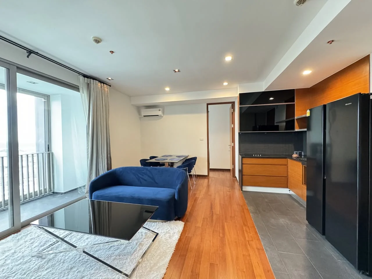 2 Bedroom condo in ASHTON Morph 38