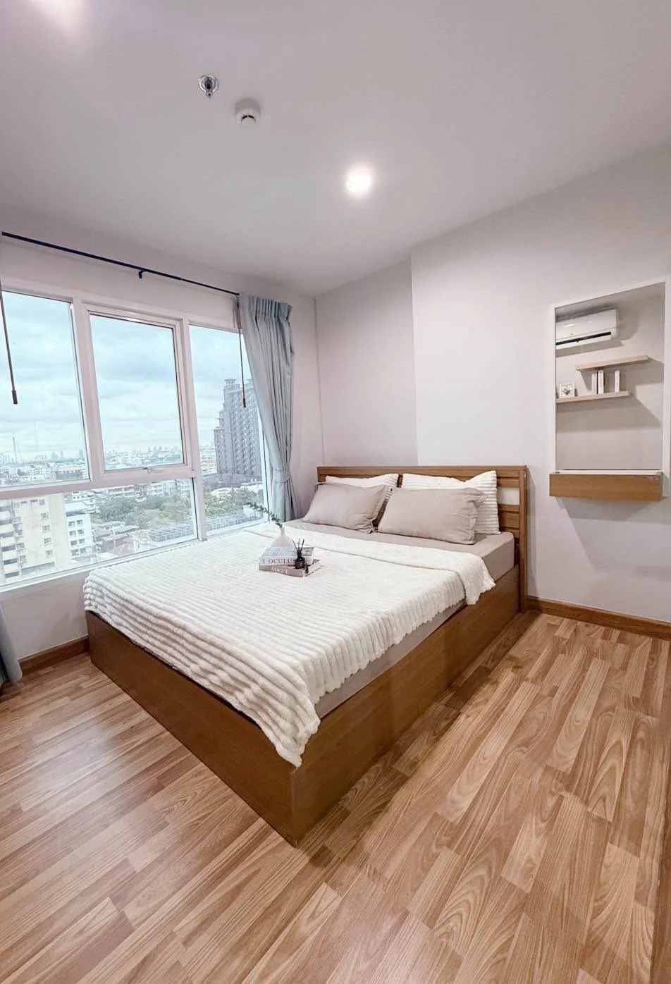 1 Bedroom condo in Regent Orchid Sukhumvit 101