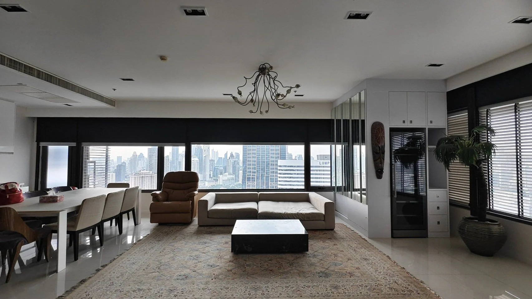 2 Bedroom condo in Amanta Lumpini
