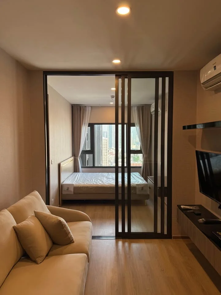 1 Bedroom condo in Life Rama 4-Asoke