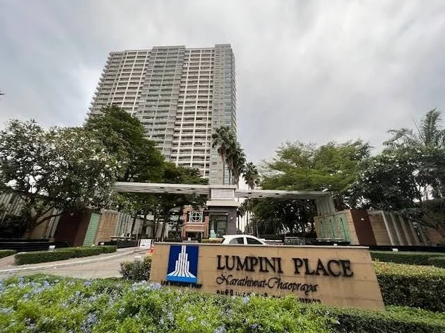 1 Bedroom condo in Lumpini Place Narathiwas-Chaopraya
