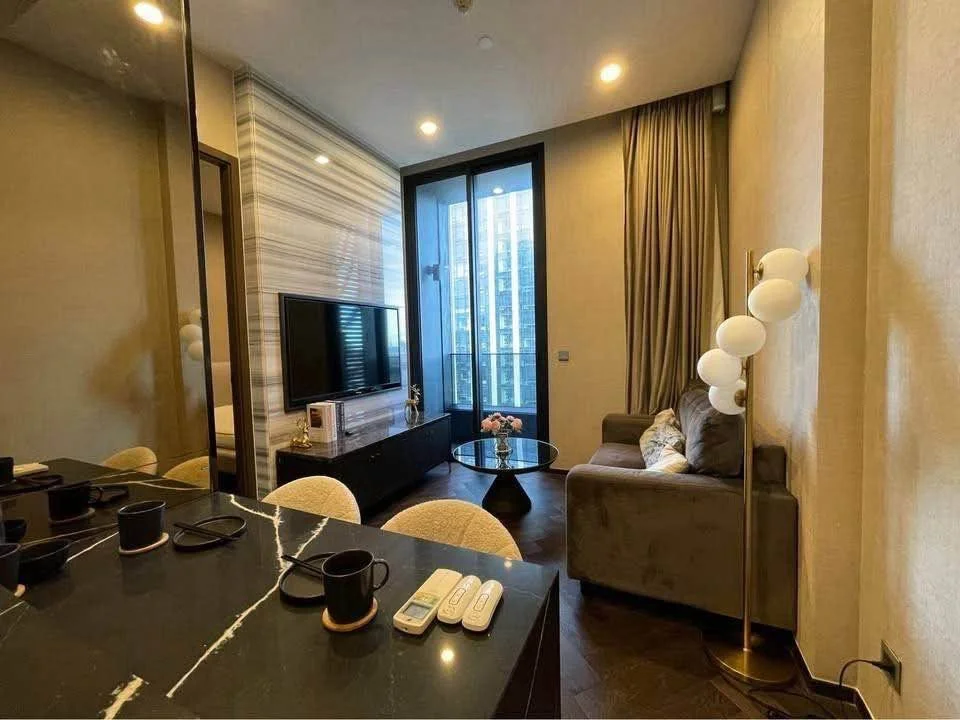 1 Bedroom condo in The Esse Sukhumvit 36
