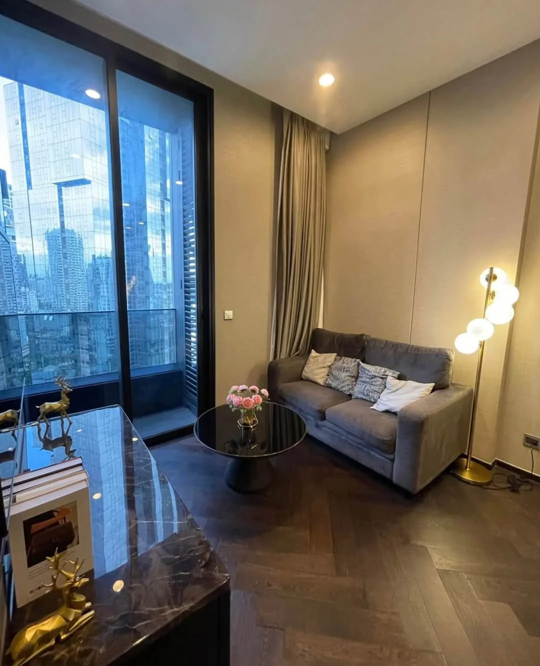 1 Bedroom condo in The Esse Sukhumvit 36