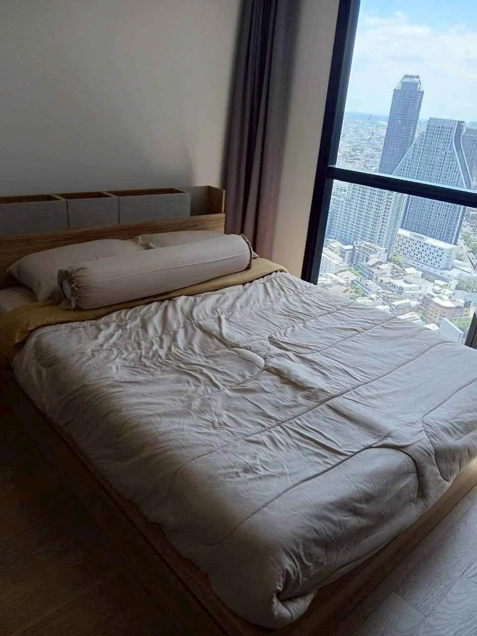 Studio condo in ASHTON Chula-Silom