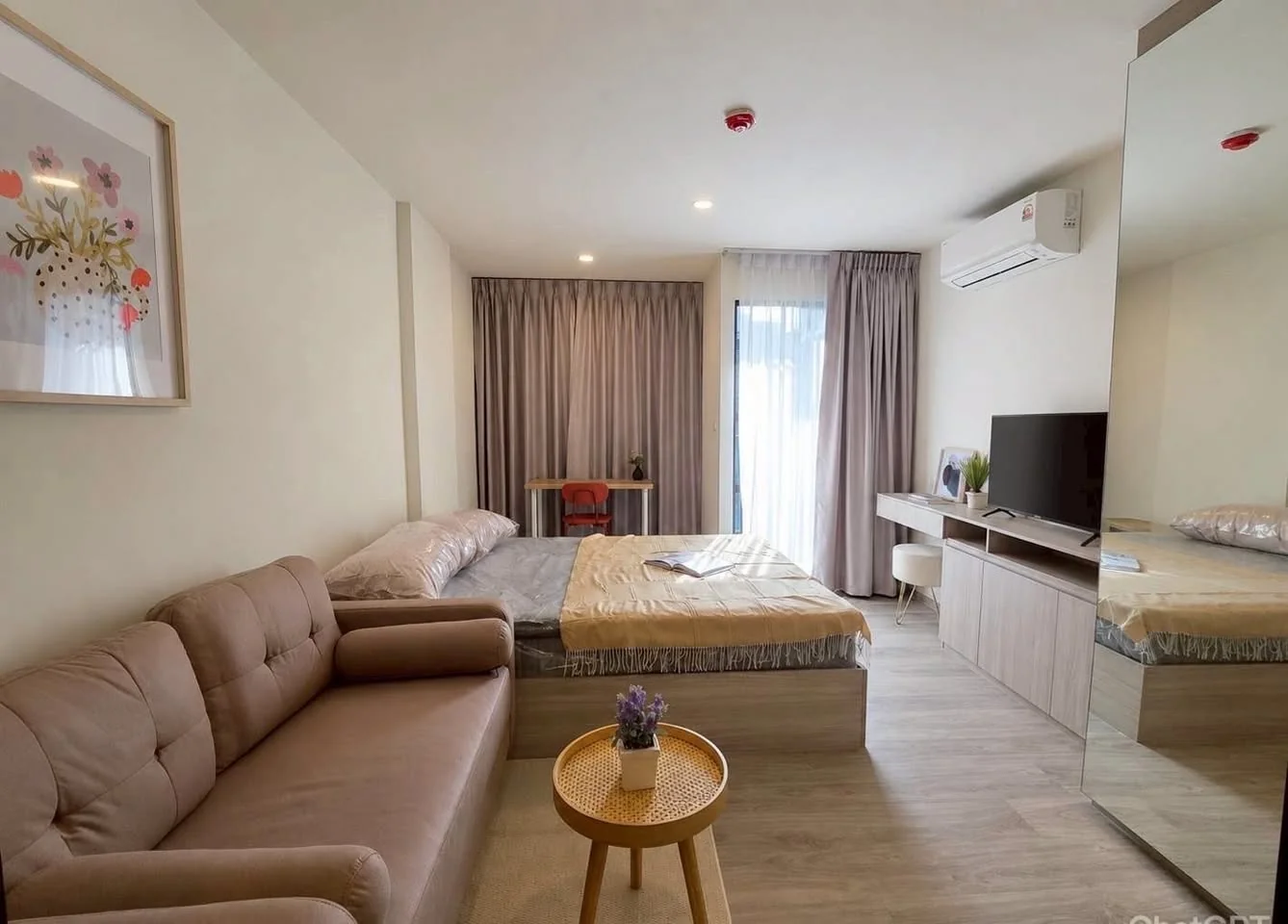 1 Bedroom condo in Origin Play Sri Udom Station