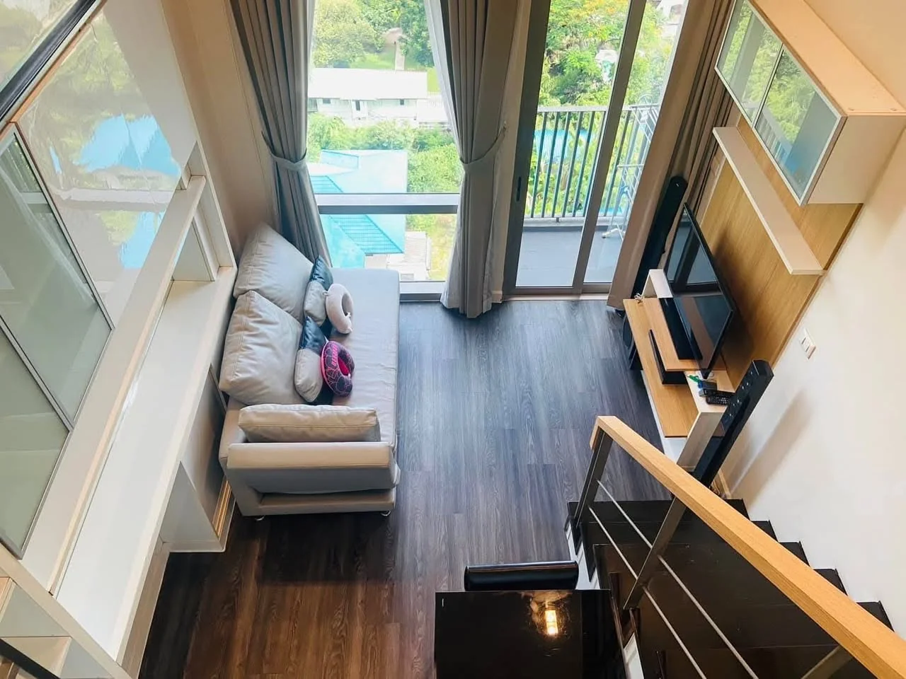 1 Bedroom condo in IDEO Morph 38