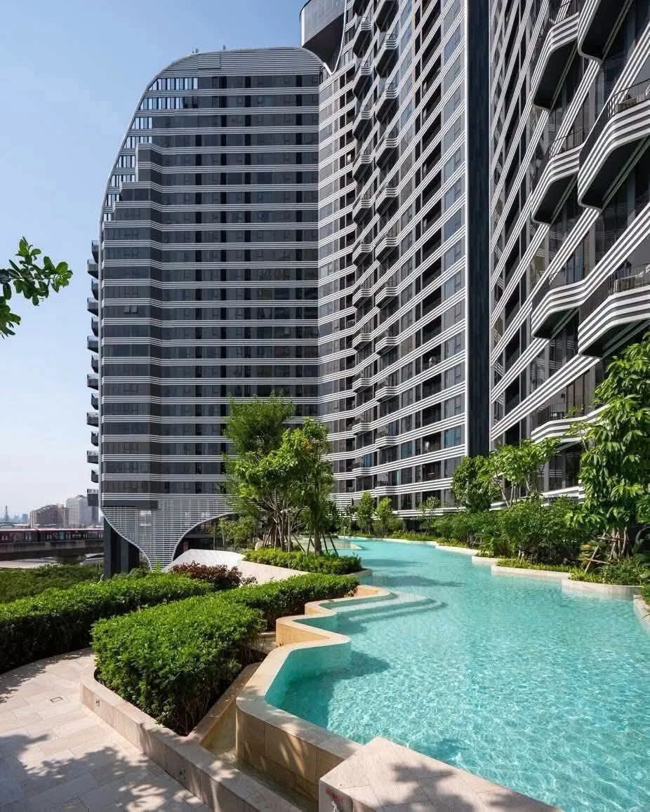 1 Bedroom condo in IDEO Mobi Sukhumvit Eastpoint
