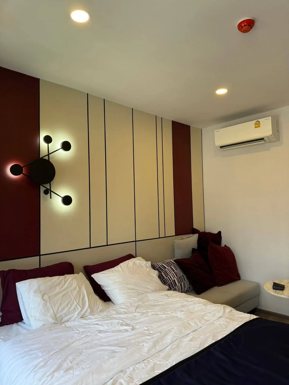 Studio condo in SOHO Bangkok Ratchada