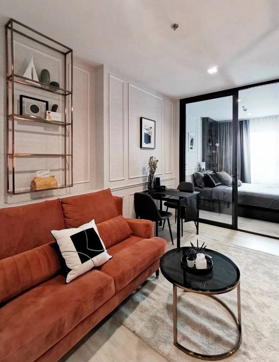 1 Bedroom condo in Life One Wireless