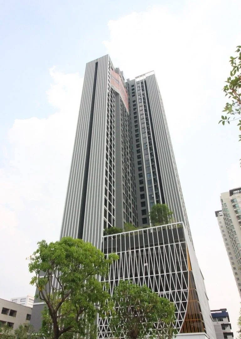 1 Bedroom condo in The Privacy Taopoon Interchange