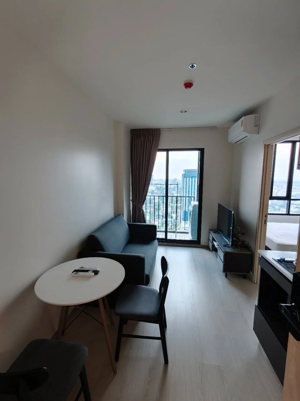 1 Bedroom condo in NUE Noble Ratchada-Lat Phrao