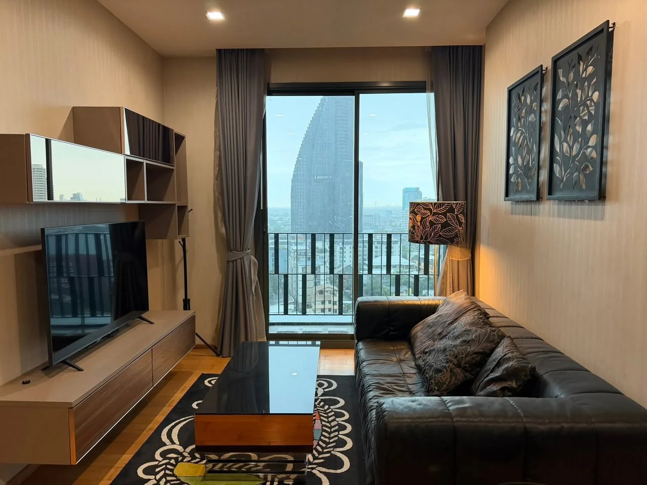 1 Bedroom condo in Keyne by Sansiri