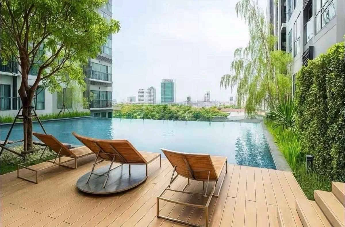1 Bedroom condo in Rhythm Sukhumvit 36-38
