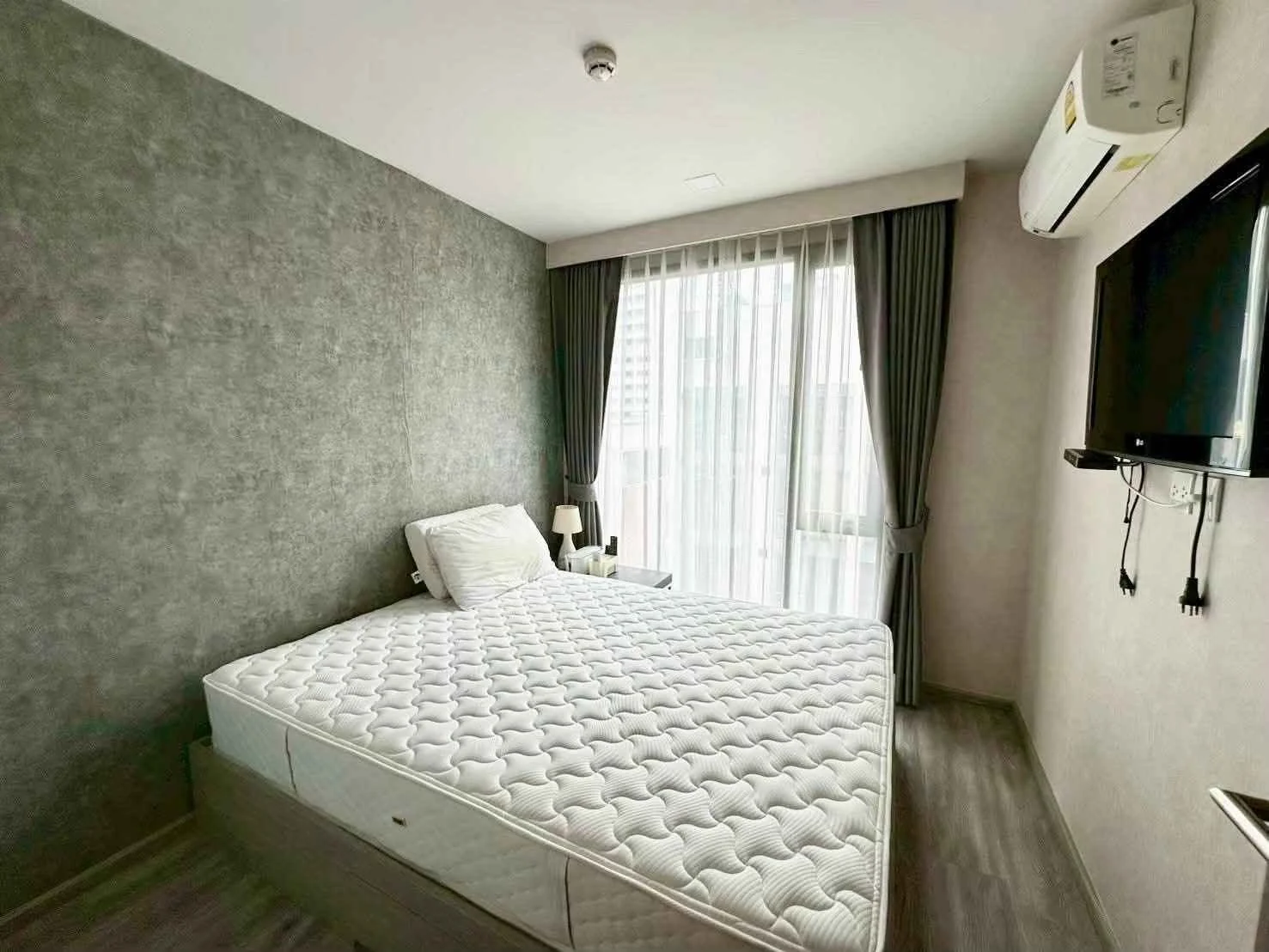 2 Bedroom condo in Maestro 14 Siam-Ratchathewi
