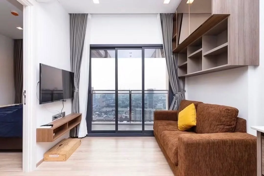 1 Bedroom condo in The Line Phahon-Pradipat