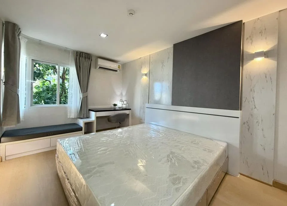 2 Bedroom condo in The Next Garden Mix