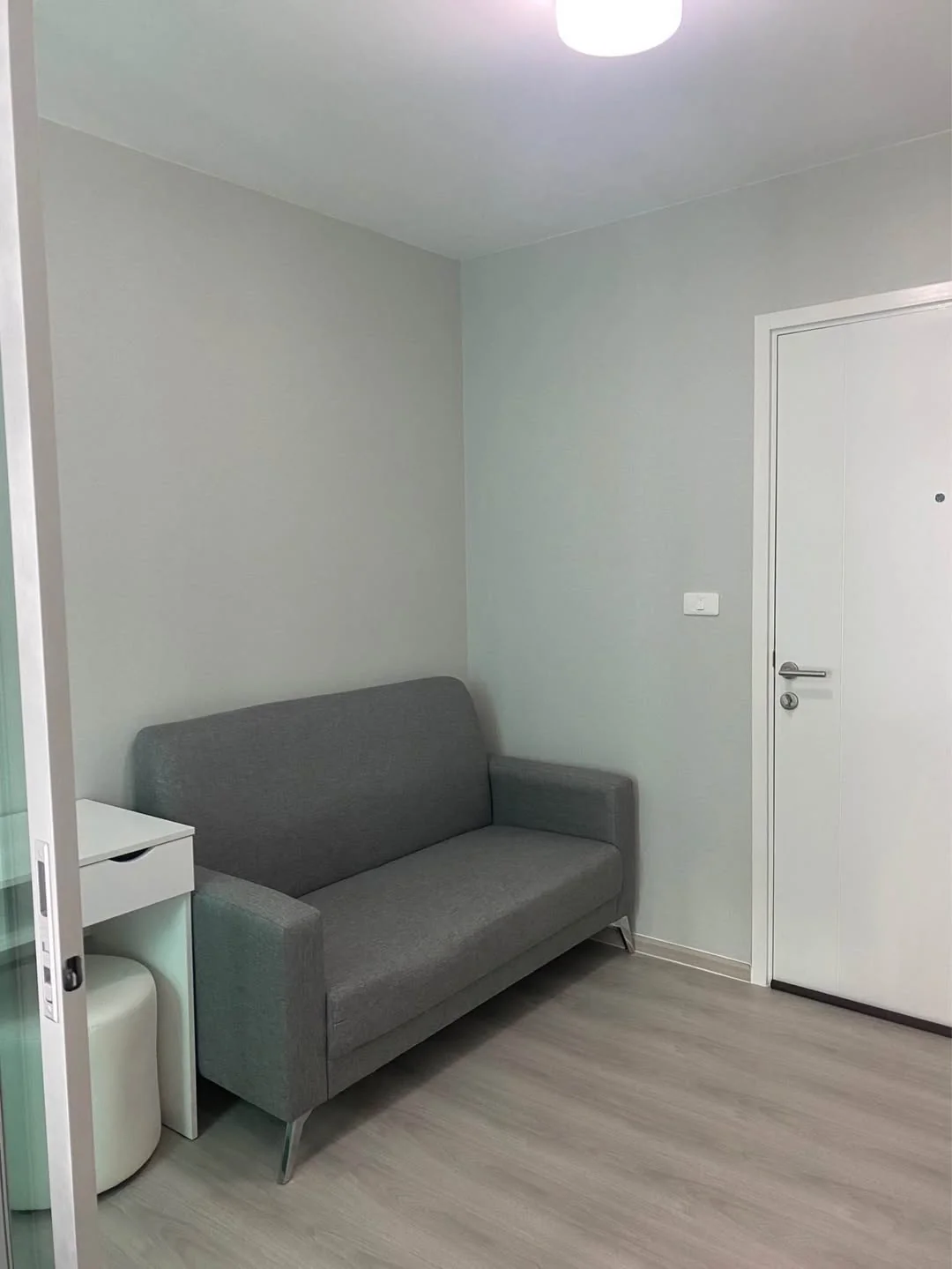 1 Bedroom condo in Plum Condo Ram 60 Interchange