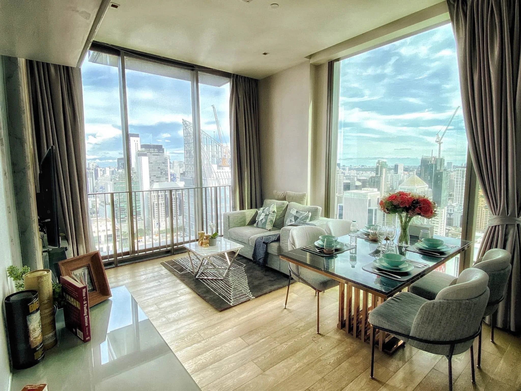 2 Bedroom condo in 28 Chidlom