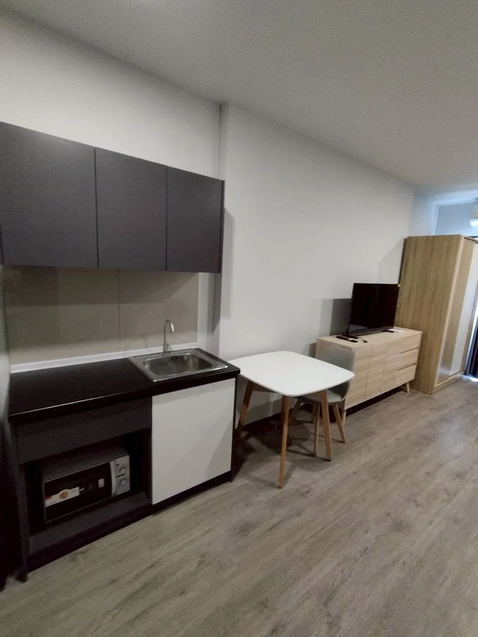 Studio condo in Rich Point @ BTS Wutthakat