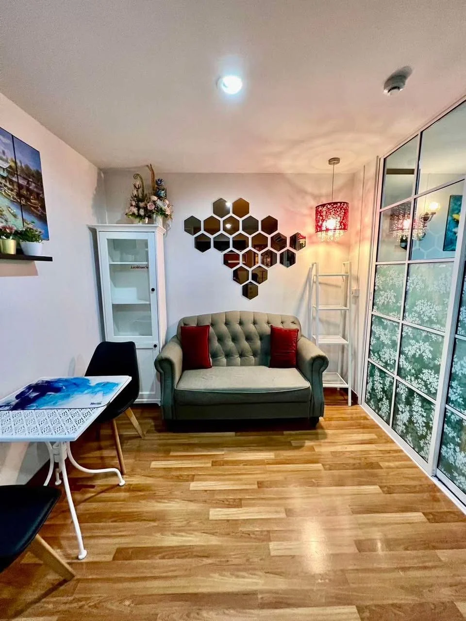 1 Bedroom condo in Regent Home Sukhumvit 81