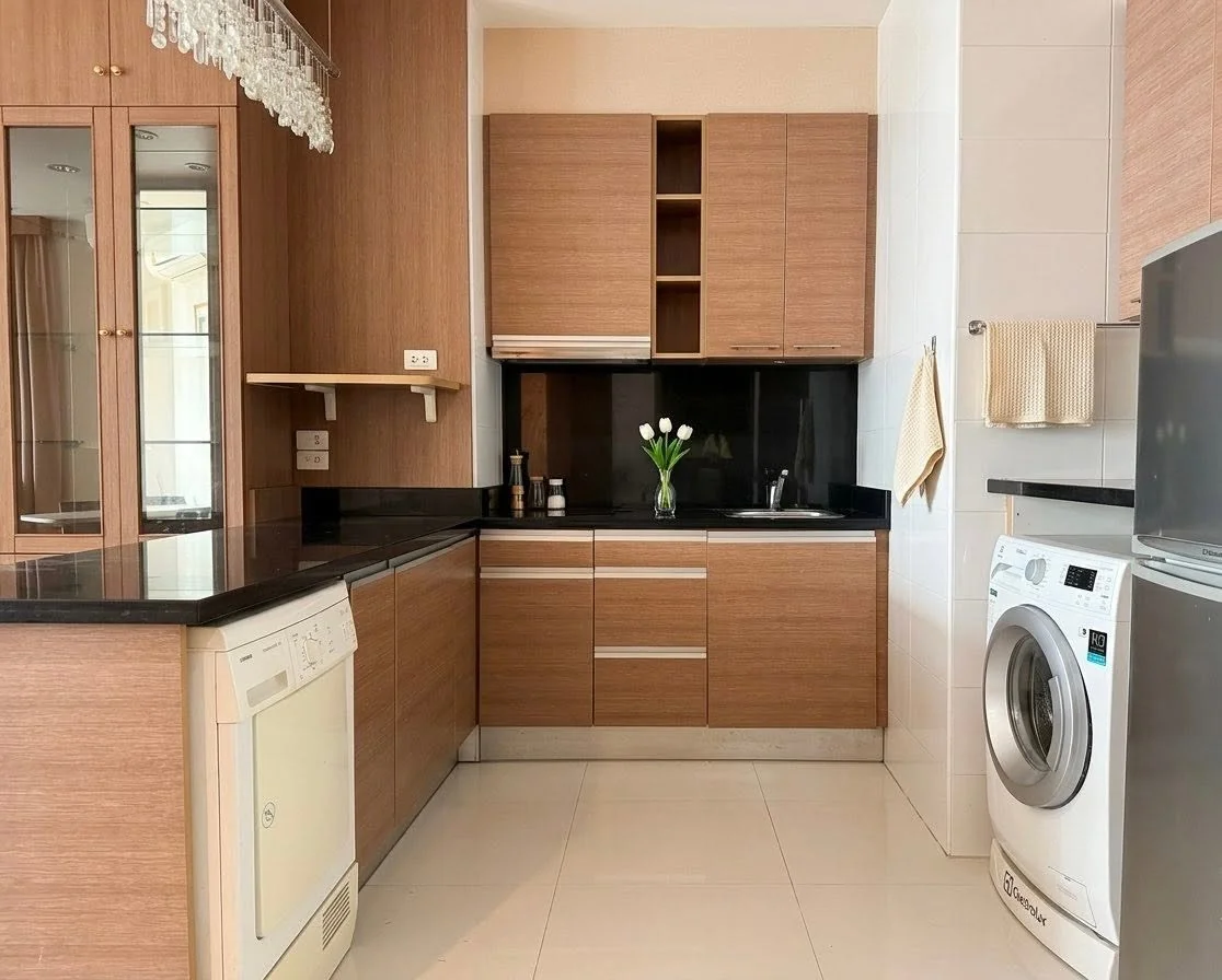 2 Bedroom condo in Citi Smart Sukhumvit 18