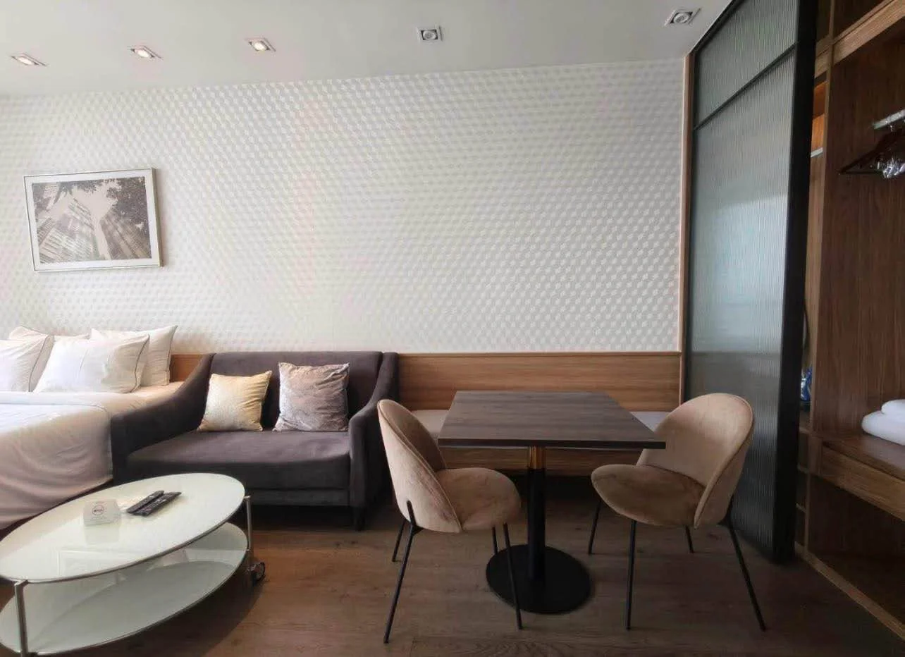 Studio condo in Park Origin Phrom Phong (Park 24)