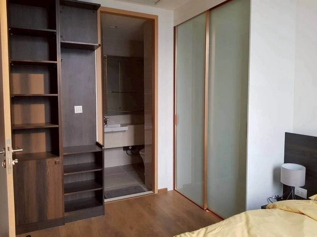 1 Bedroom condo in Noble BE33
