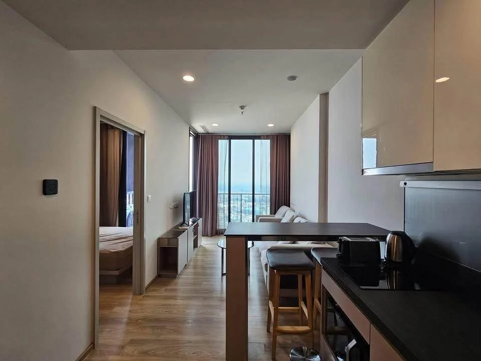 1 Bedroom condo in Oka Haus Sukhumvit 36