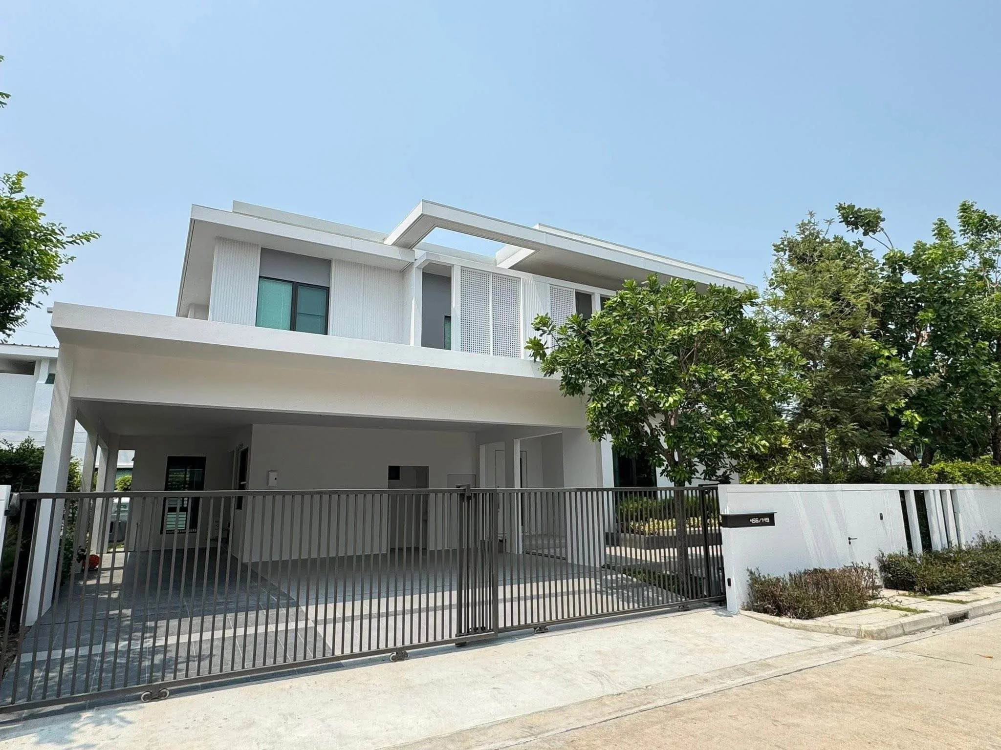 4 Bedroom condo in Mantana Bangna Km.15