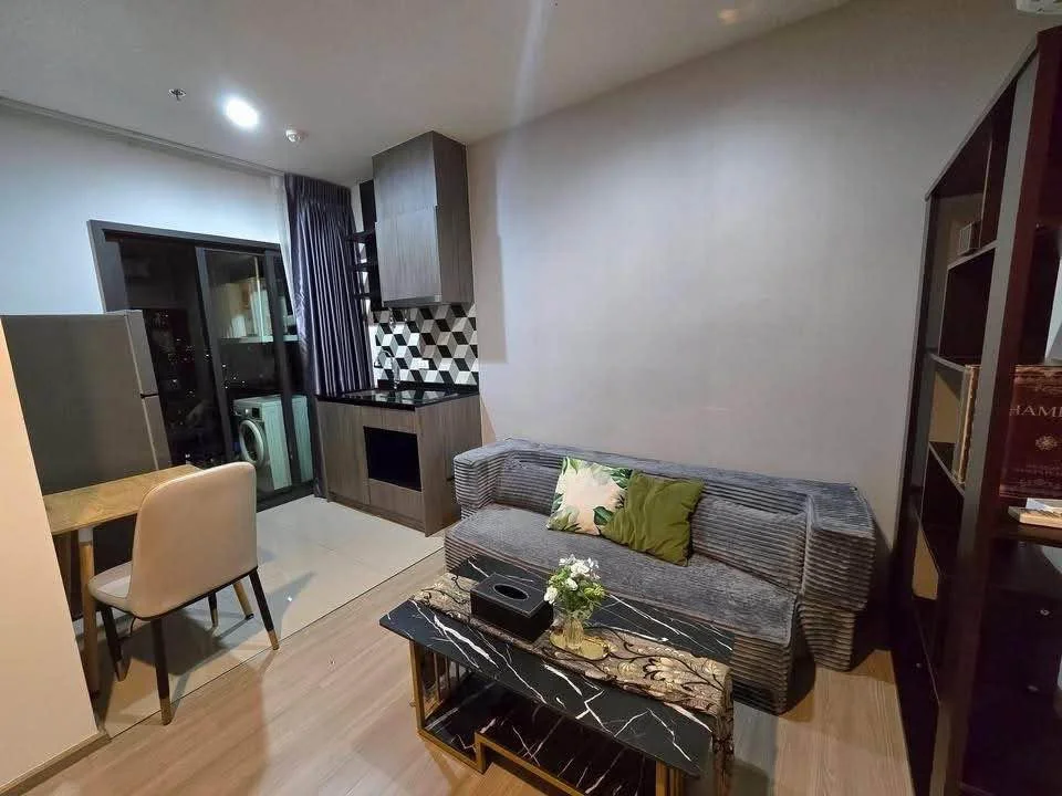 1 Bedroom condo in The Base Phetchaburi-Thonglor