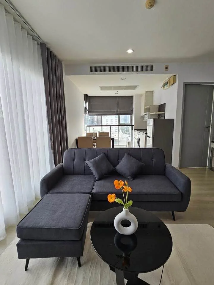 2 Bedroom condo in Life Ratchadapisek